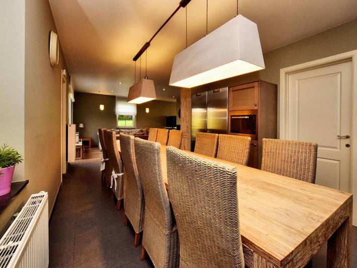 Location de vacances pour 14 personnes, avec jardin et jacuzzi ainsi que sauna et piscine dans Villers-Sainte-Gertrude - 3