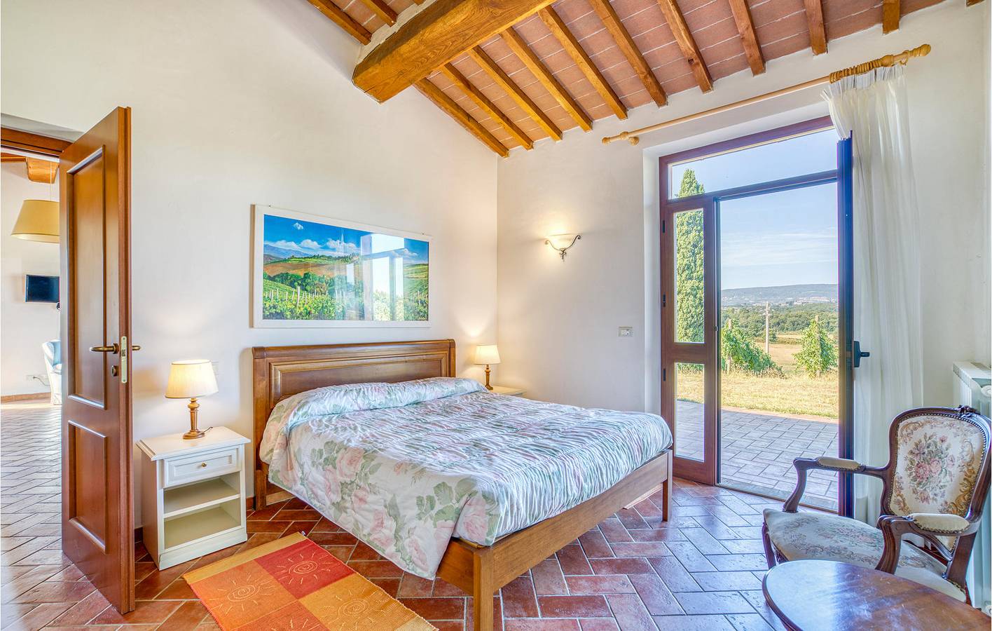 72 qm Wohnung mit WiFi, Parkplatz, Pool & Garten in der Nähe von Torrente Parcia in Chiusi, Chianti