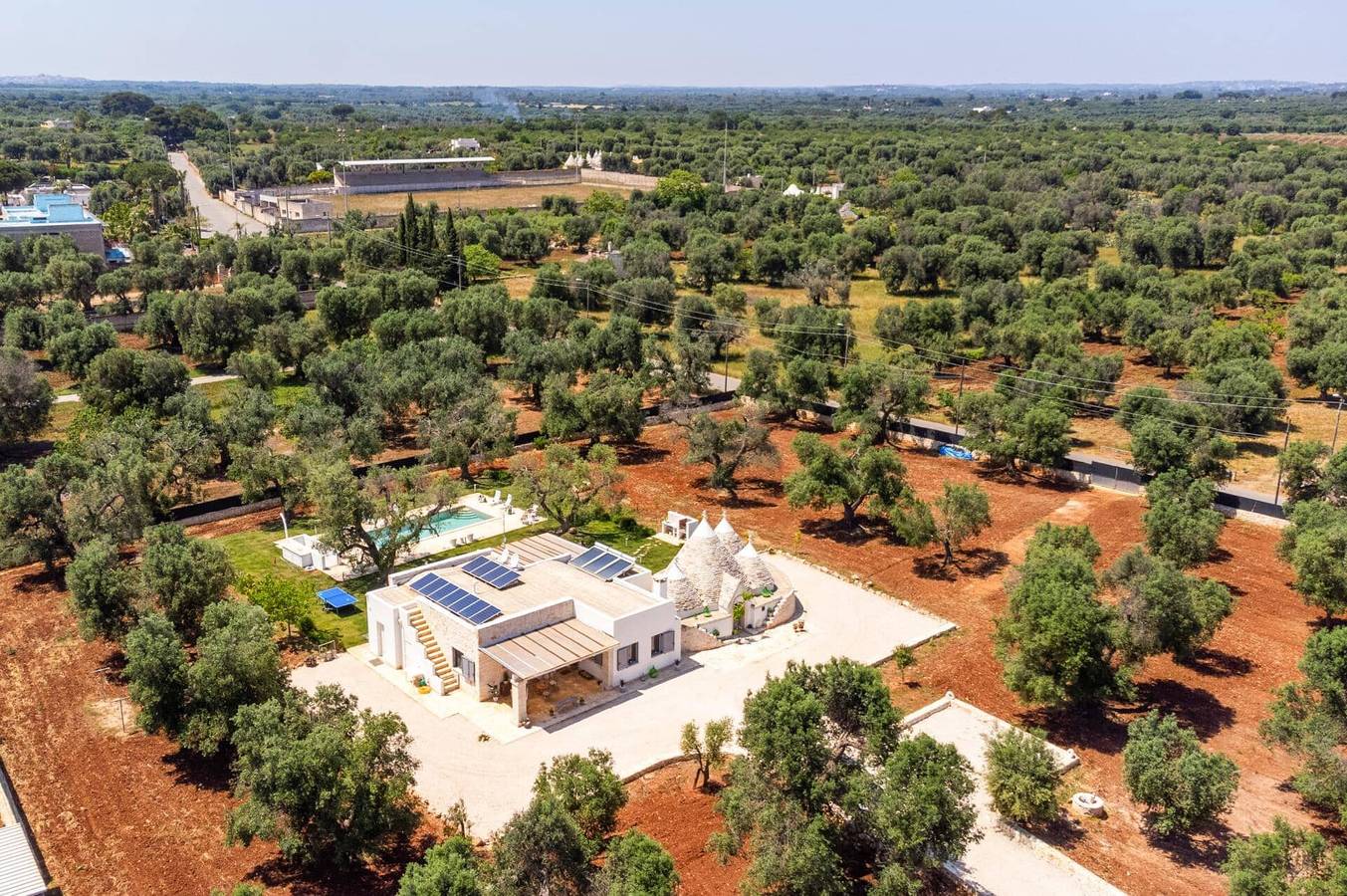Villa Quattro e Cinque by Villa Plus in San Michele Salentino, Salento