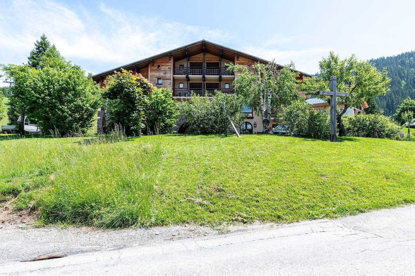 Ganze Wohnung, Appartement '6 - Perce Neige' mit Bergblick, gemeinsamer Terrasse und Wlan in Cohennoz, Albertville und Umgebung