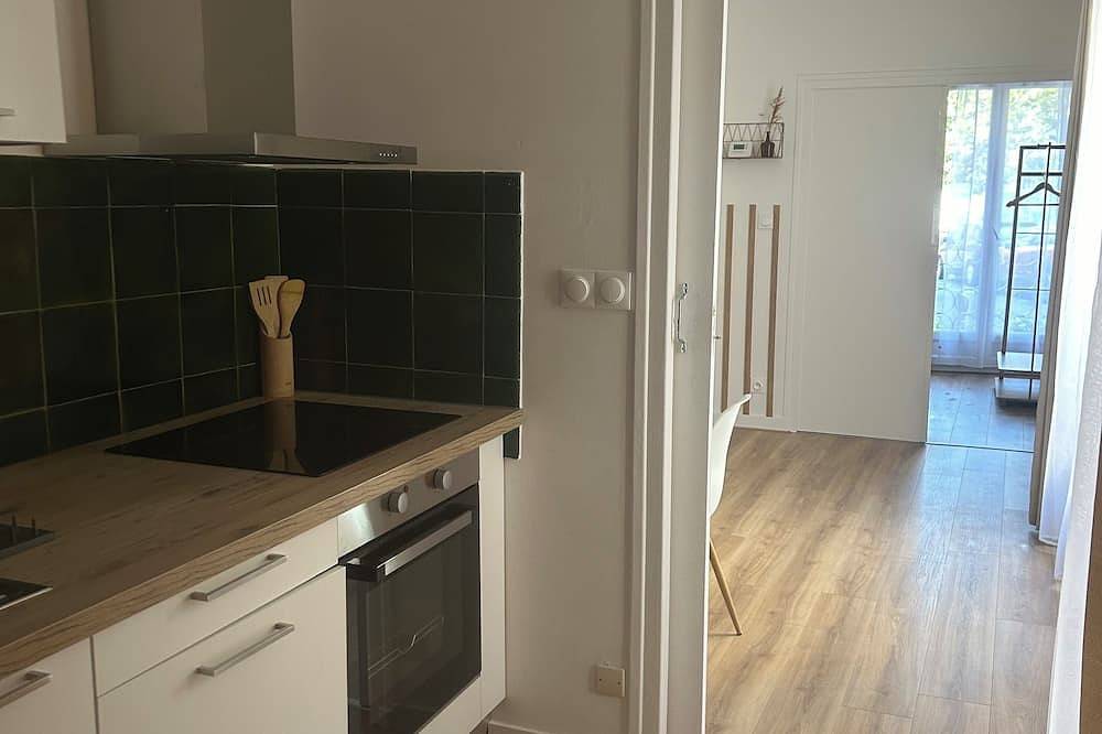 Entire apartment, L'appart de La Chapelle Tournonaise in Tournon-sur-Rhône, Tournon-sur-Rhône region