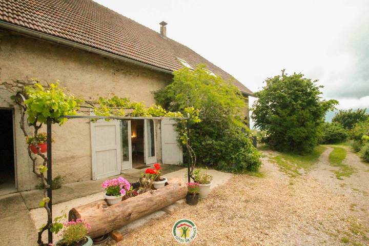 Gîte pour 2 personnes, avec Terrasse ainsi que Jardin et Vue