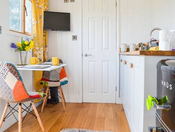 Cottage for 2 People in Powys, Mid-Wales, Photo 2