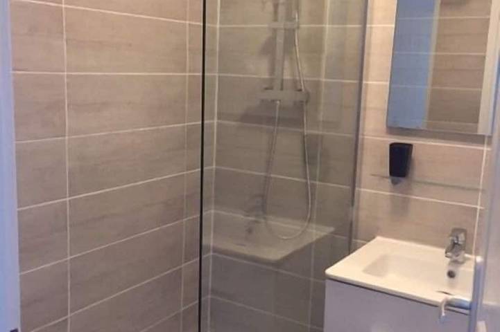 Gîte pour 4 personnes, avec terrasse et piscine dans Plage de Morgat - 4