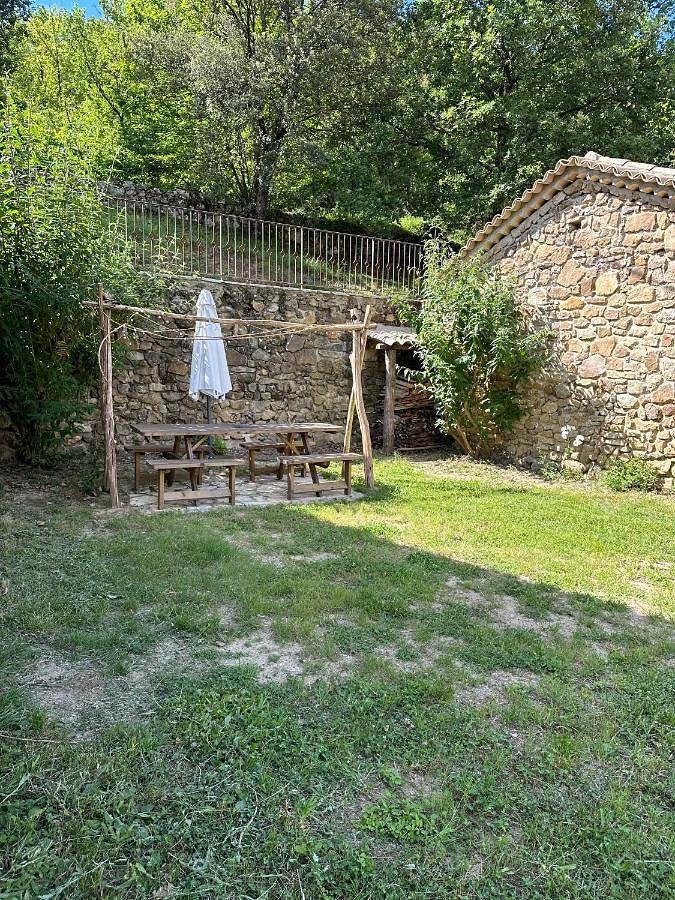 Gîte pour 4 personnes, avec vue et piscine ainsi que terrasse et jardin à Saint-Paul-la-Coste - 4