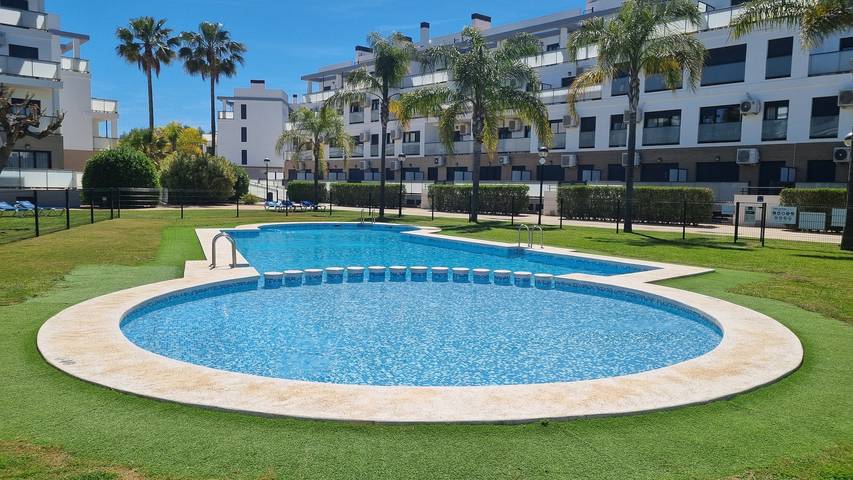 Holiday rental for 4 people, with garden and terrace as well as pool, with pets in Oliva