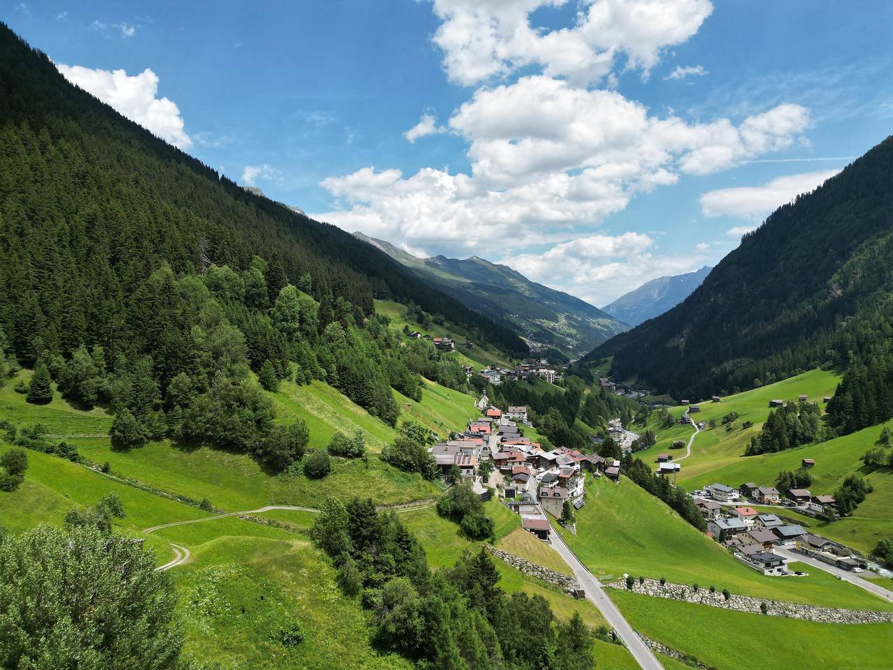 Ganze Ferienwohnung, Fw 4-6 Pers/2 Schlafräume+ Wohn-Schlafraum 2xdu/Wc in Kappl, Verwall