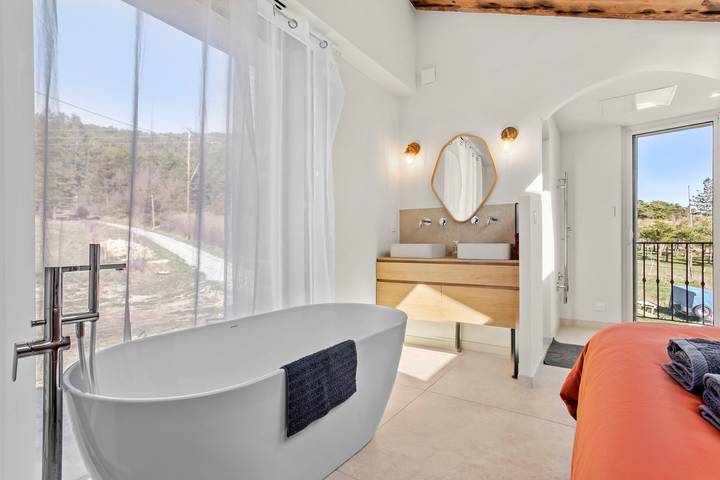 Location de vacances pour 2 personnes, avec jardin à La Palud-sur-Verdon