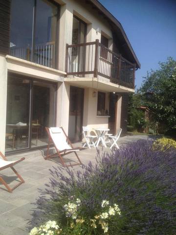 Gîte pour 6 personnes, avec jardin et vue à Aubin