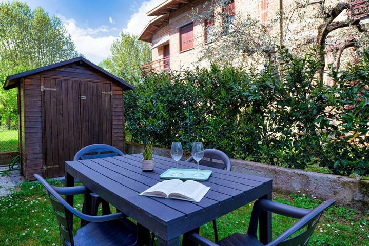 Apartamento entero, Apartamento de vacaciones para 3 personas con jardín in Castiglione del Lago, Lago Trasimeno