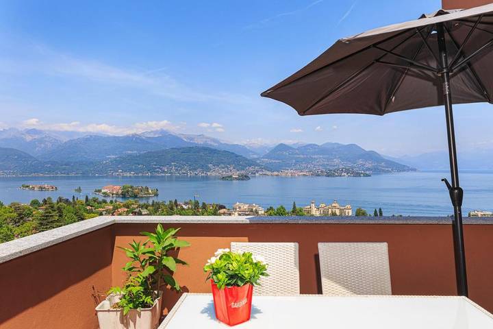 Apartamento de vacaciones para 8 personas, con vistas además de terraza y vistas al lago, Se admiten mascotas - 1