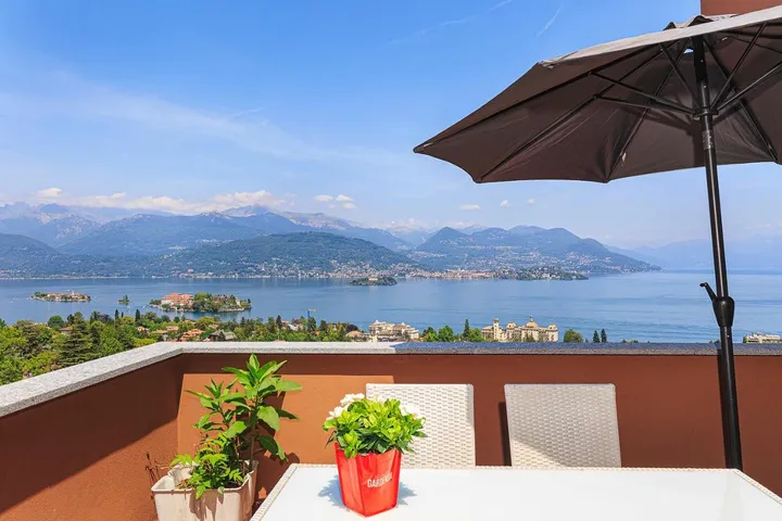 Appartamento vacanze per 8 persone, con panorama e vista lago nonché terrazza, con animali domestici - 1