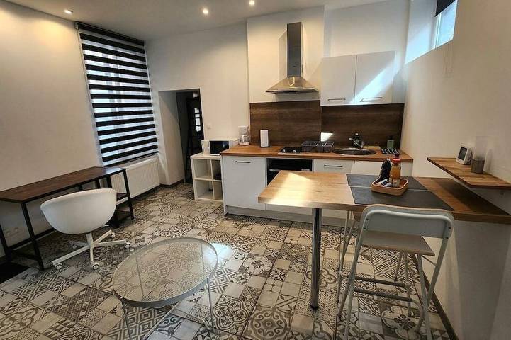 Gîte pour 4 personnes, avec Jardin et Piscine à Boussu