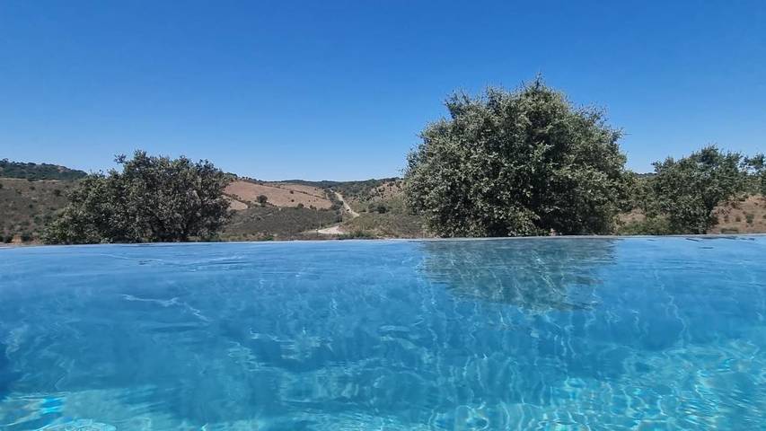 Casa de vacaciones para 24 personas, con vistas al lago y jardín además de vistas y piscina en Extremadura - 2