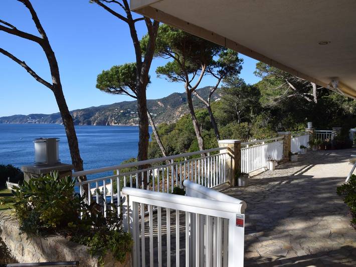 Gîte pour 5 personnes, avec vue sur l’océan et piscine ainsi que terrasse et jardin à Sant Feliu de Guíxols - 4