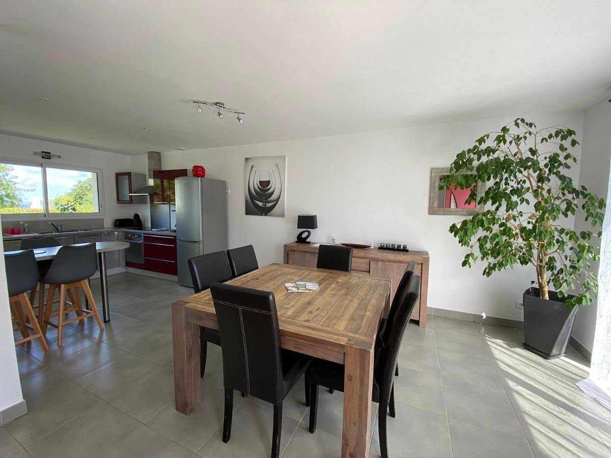 Three-Bedroom House in Groix, Côte des Mégalithes