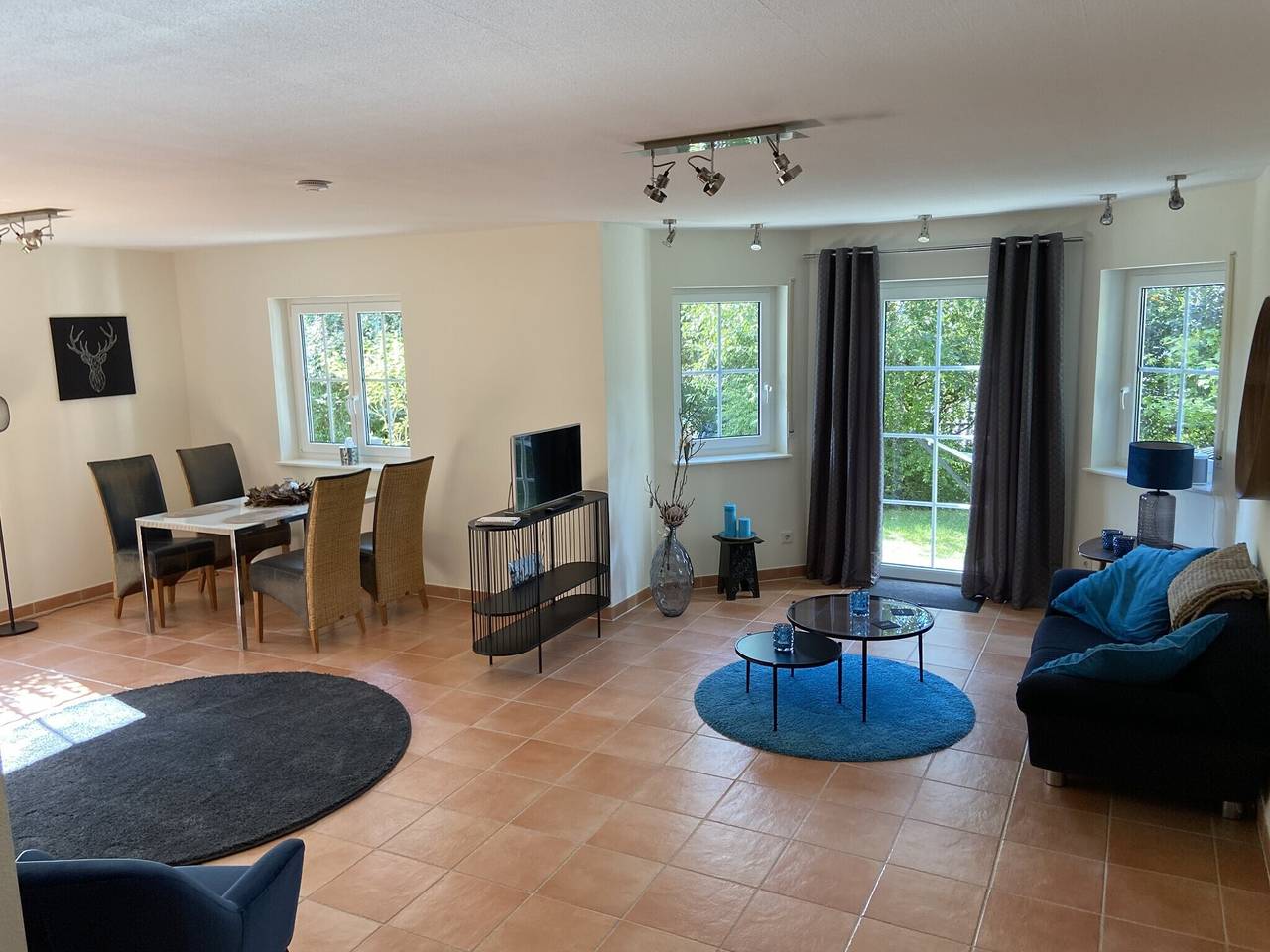 Ganze Wohnung, Ferienwohnung Taunusglück" mit privater Terrasse, privatem Garten und Wlan in Glashütten, Hochtaunuskreis