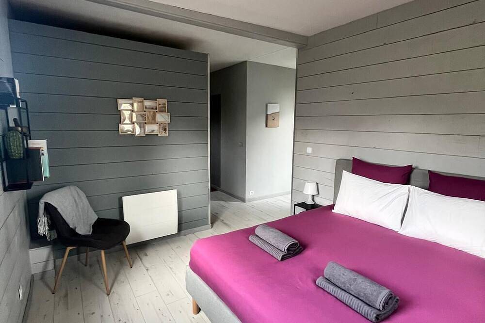 Contemporary house 8 pers Mont Saint Michel - Large plot, terrace & quiet area in Roz-sur-Couesnon, Mont-Saint-Michel Bay