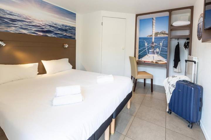 Hôtel pour 2 personnes, avec terrasse, animaux acceptés à Terrasson-Lavilledieu - 4