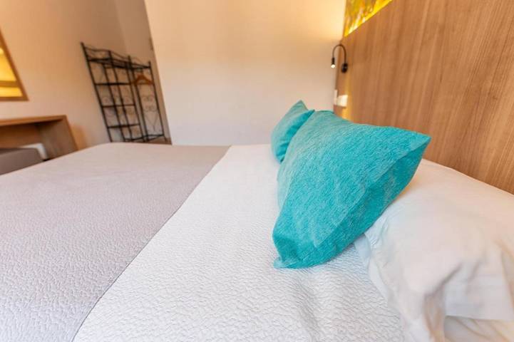 Chambre d’hôte pour 3 personnes, avec terrasse ainsi que vue et jardin à Sóller - 4