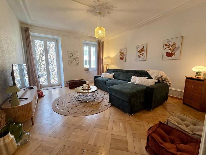 Gîte pour 6 personnes, avec jardin, animaux acceptés à La Chaux-de-Fonds