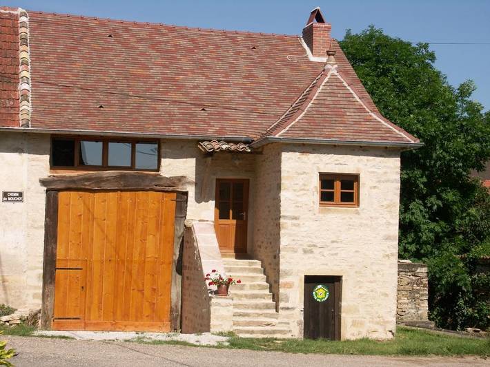 Gîte pour 4 personnes, avec jardin à Mancey