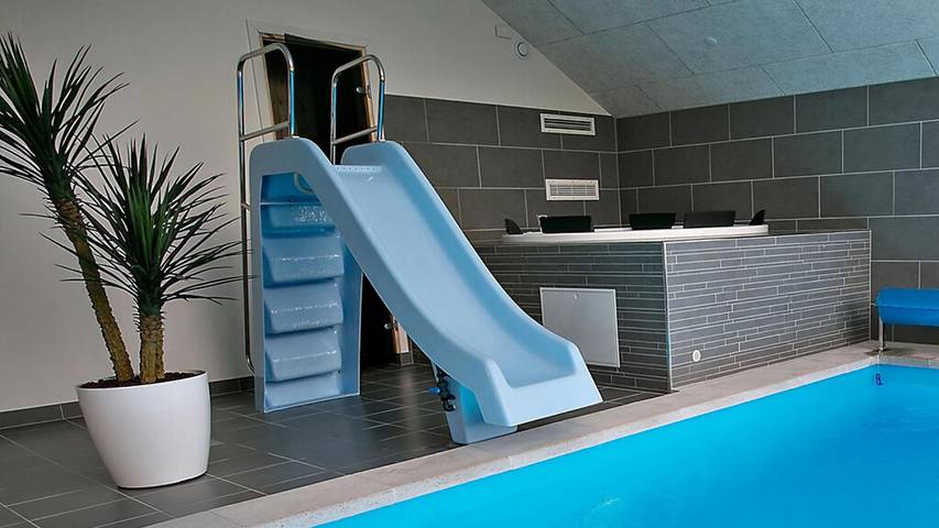 Ferienhaus für 14 Personen, mit Terrasse und Garten sowie Sauna in Råbylille Strand - 3