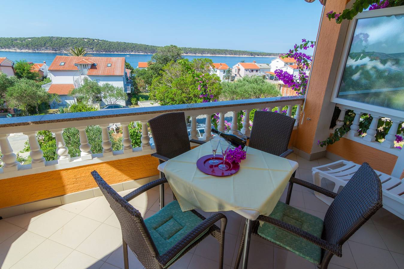 Ganze Wohnung, Apartments with parking space Barbat, Rab - 20080 in Barbat na Rabu, Rab