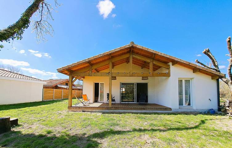 Location de vacances pour 6 personnes, avec terrasse et jardin dans Plage du Cap de l'Homy - 2