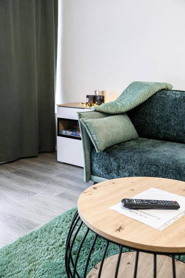 Ferienwohnung für 4 Personen, mit Balkon und Seeblick sowie Ausblick in Bielefeld