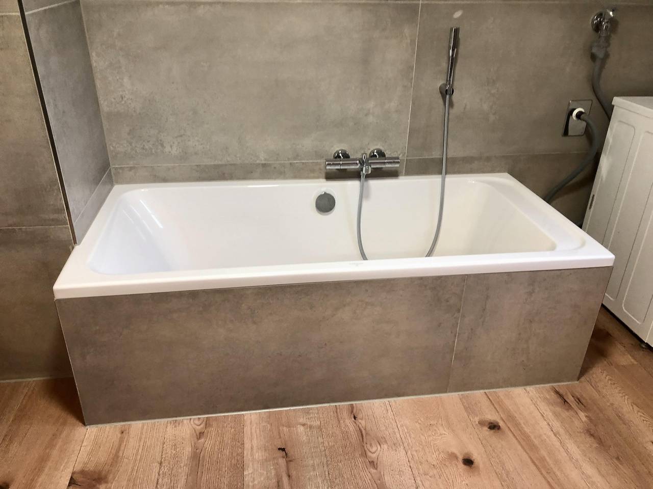Ganze Ferienwohnung, 2-Bett-Ferienwohnung, Dusche/Wc bis 4 Pers. in Neuerburg, Eifelkreis Bitburg-Prüm