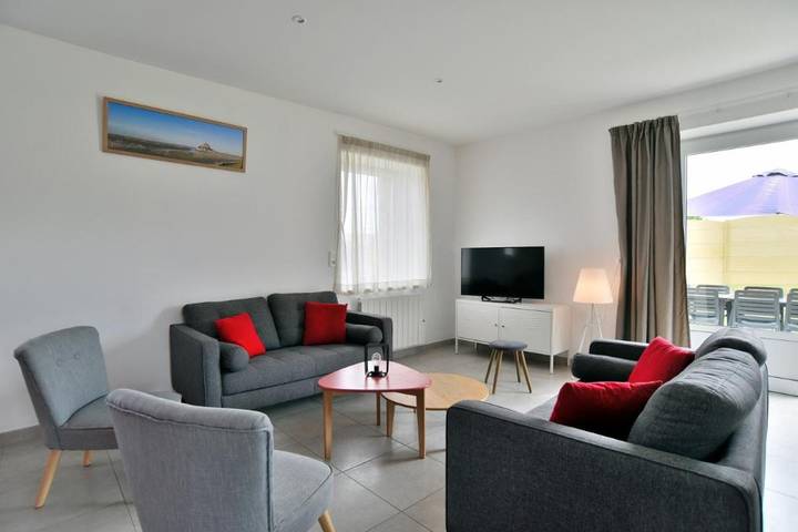 Location de vacances pour 10 personnes, avec terrasse à Dol-de-Bretagne - 4