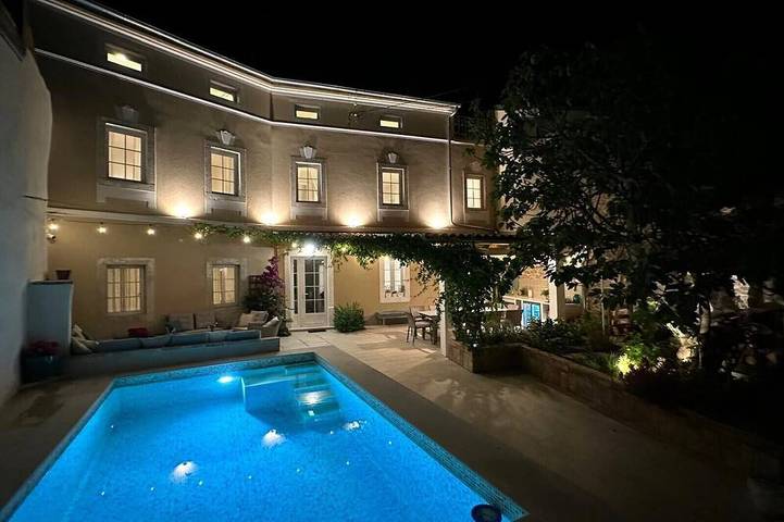 Ferienhaus für 10 Personen, mit Garten und Pool in Novi Vinodolski