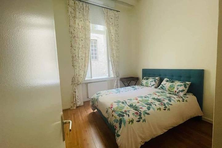 Gîte pour 4 personnes, avec balcon dans Theatre Femina - 2