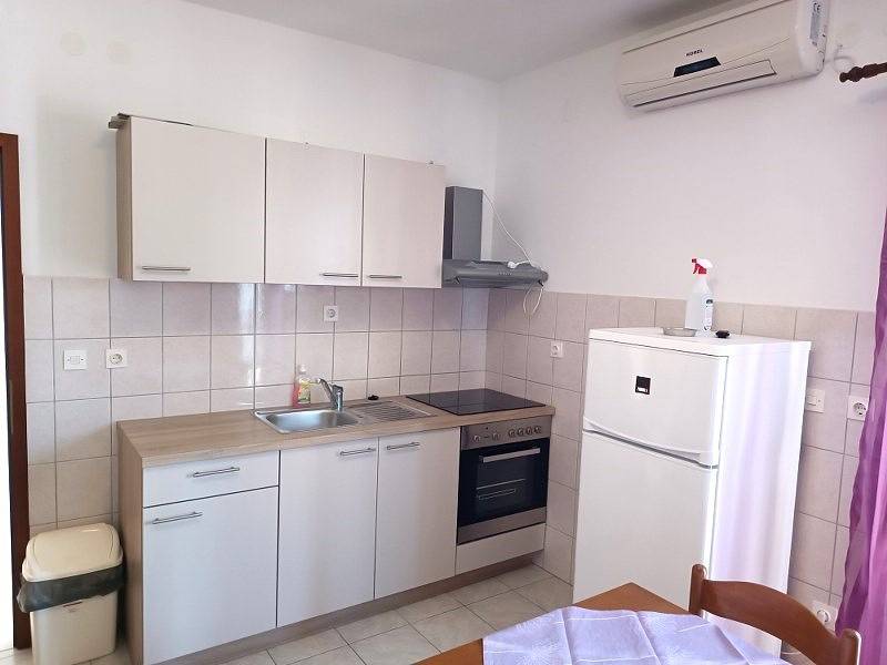 Studio Apartment with balcony in Primošten, Šibenik-Knin guovlu