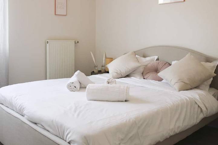 Ganze Wohnung, Moderne apartment at the gates of Paris in Bagnolet, Seine-Saint-Denis