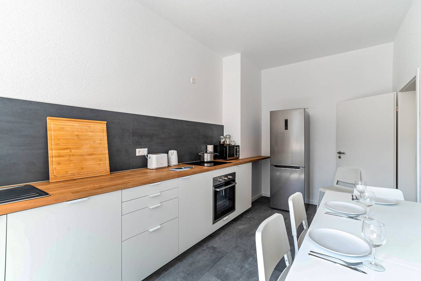 Ganze Wohnung, Ferienwohnung '1. Og links' mit Balkon und Wi-Fi in Pforzheim, Nordschwarzwald