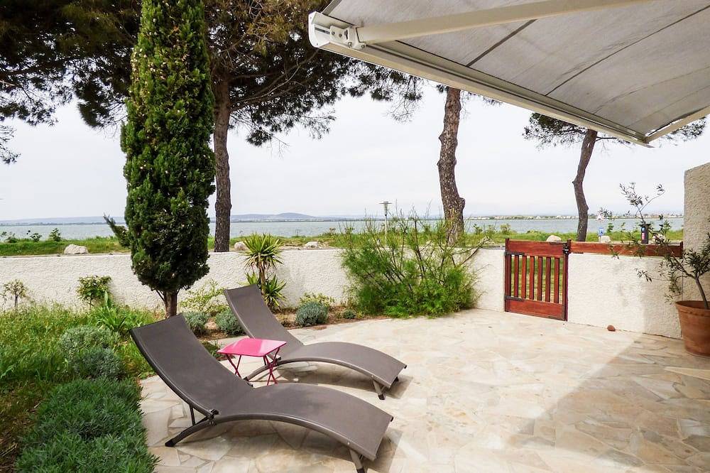 Villa individuelle spacieuse, jardin, 100m de la plage, superbe vue sur l'étang. in Palavas-les-Flots, Côte méditerranéenne (France)