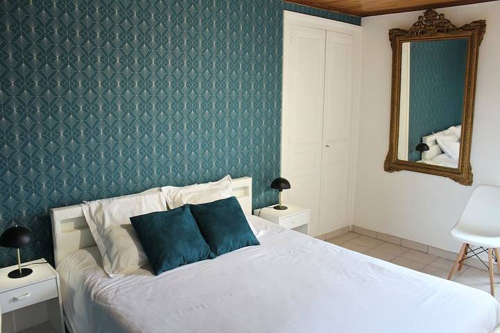 Location de vacances pour 6 personnes, avec jardin à Mazeyrolles - 2