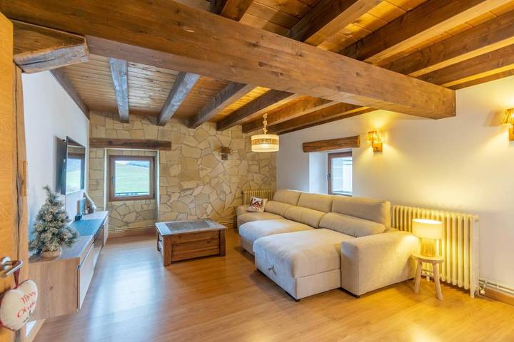 Casa rural para 14 personas, con Balcón además de Terraza y Vistas en Araquil - 3