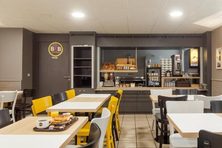 Hôtel pour 4 personnes à Louveciennes - 3
