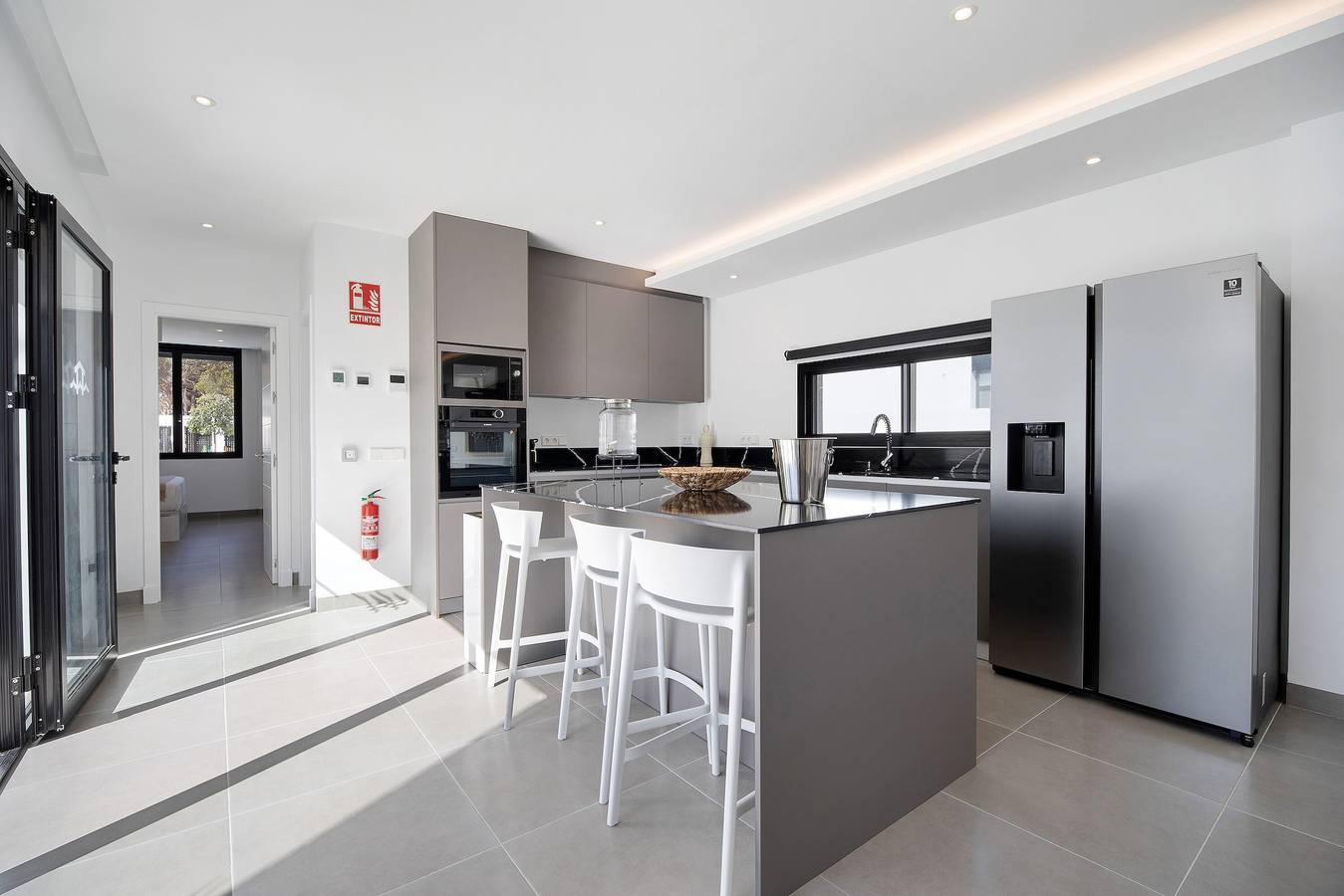 Andrea Sea Villa con piscina privada, gimnasio y Wi-Fi in Sancti Petri, Chiclana de la Frontera