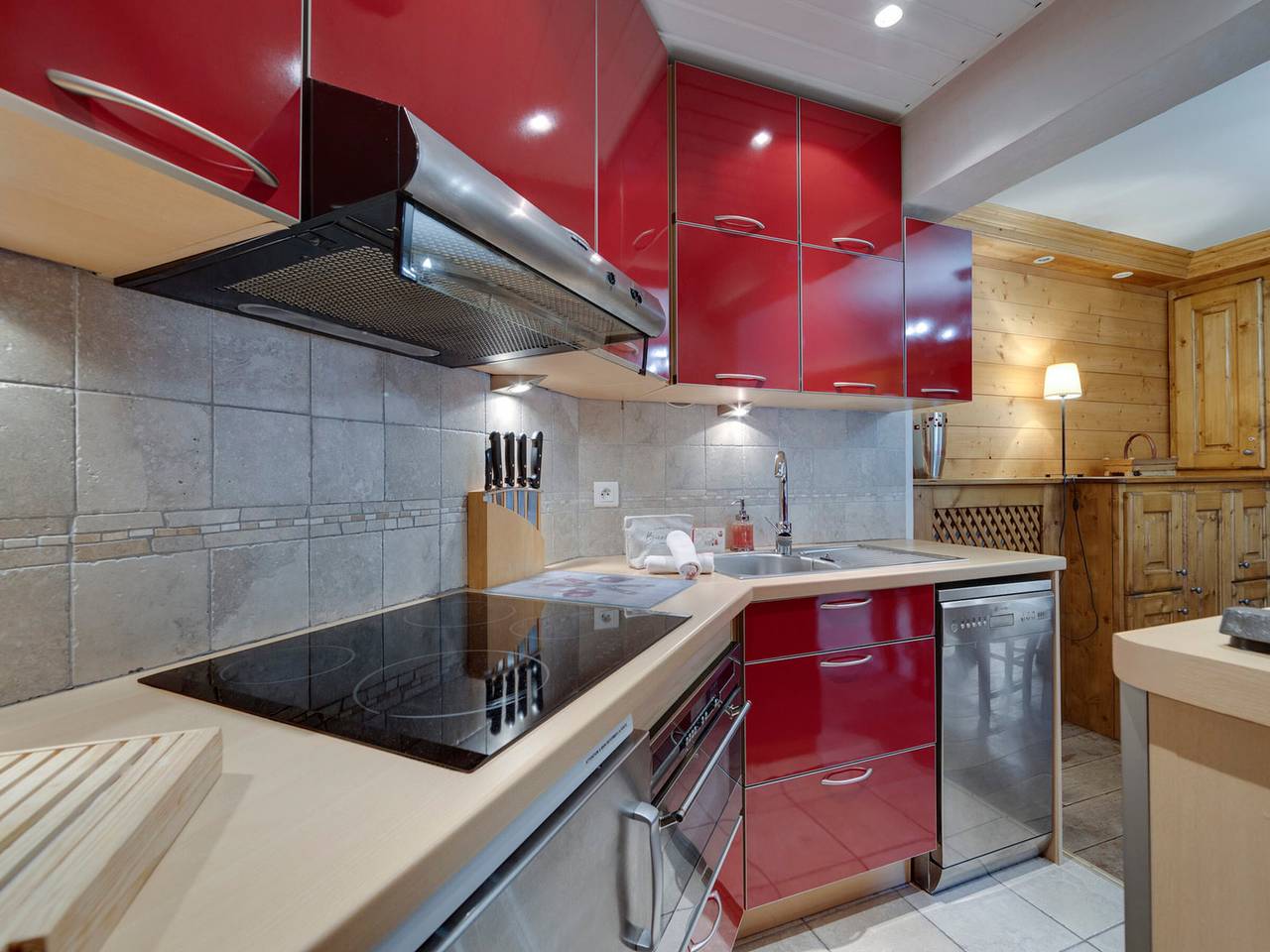 Appartamento intero, 2-room apt in Tignes, perfect for 5, near slopes and amenities in Tignes, Parco Nazionale della Vanoise