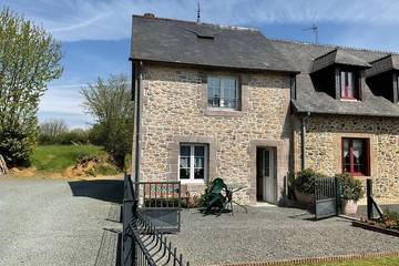 Gîte pour 4 personnes, avec jardin, animaux acceptés à Gratot