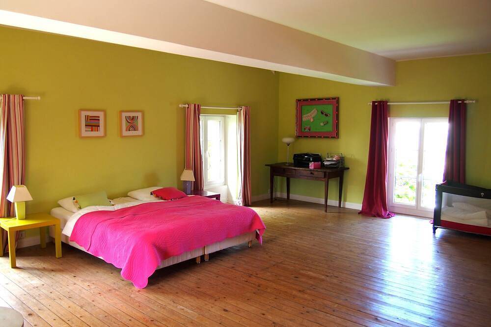 Maison de charme 450m2, jardin clos, parking, centre ville, 200m de la plage in Houlgate, Région de Lisieux