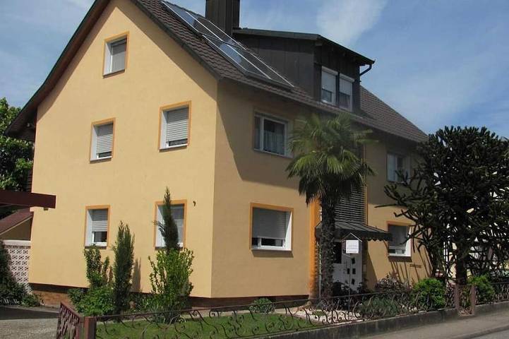 Maison pour 5 personnes, avec balcon et jardin à Rust