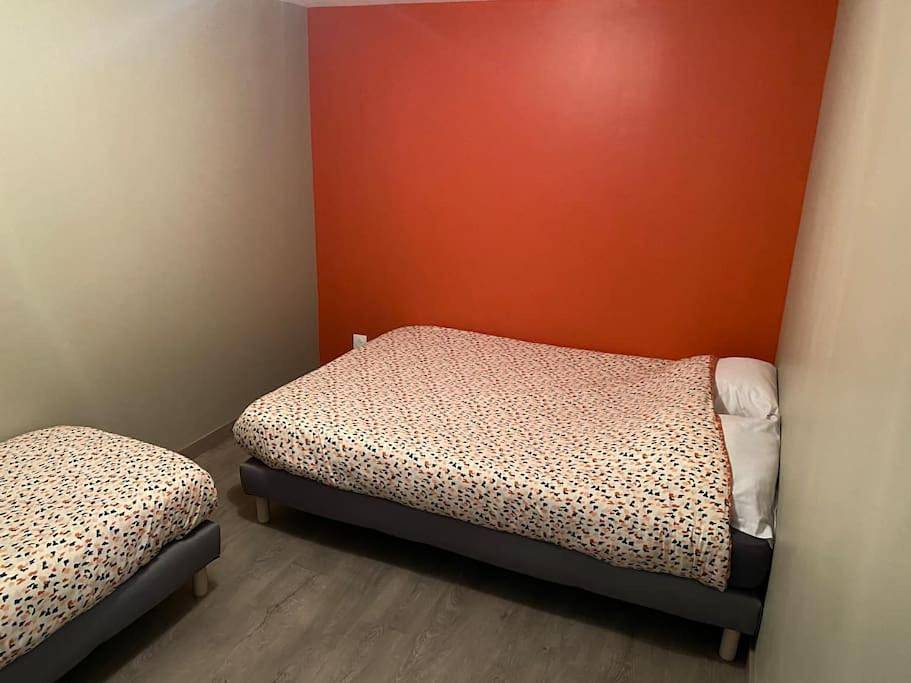 Appartement entier, Two-Bedroom Apartment in Douai, Département Nord