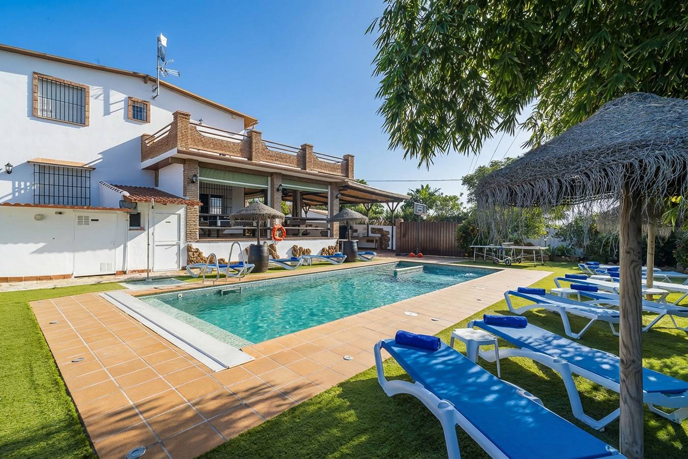 Cubo's Casa Rural Tirado & Heated Pool in Alhaurín el Grande, Province de Málaga