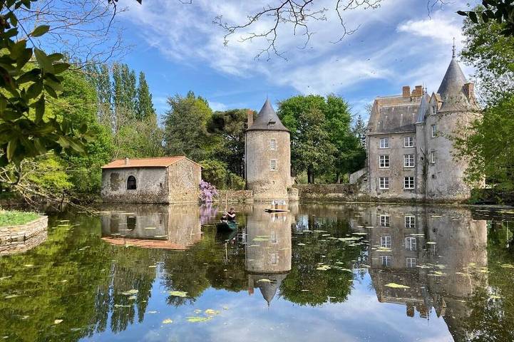 Château pour 4 personnes, avec piscine et jardin en Vendée