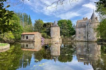 Château pour 4 personnes, avec jardin et piscine dans les Pays de la Loire